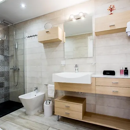 Lagos De Fanabe 1bed Apartment *